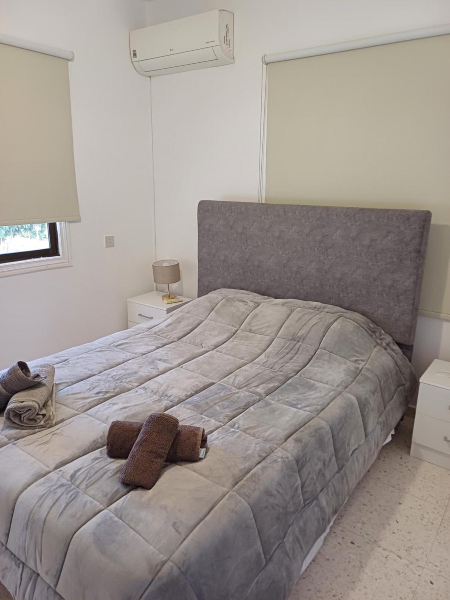 Spacious 2 Bedroom Appartment Near Mall -Internet 1Gbps Пафос Екстериор снимка